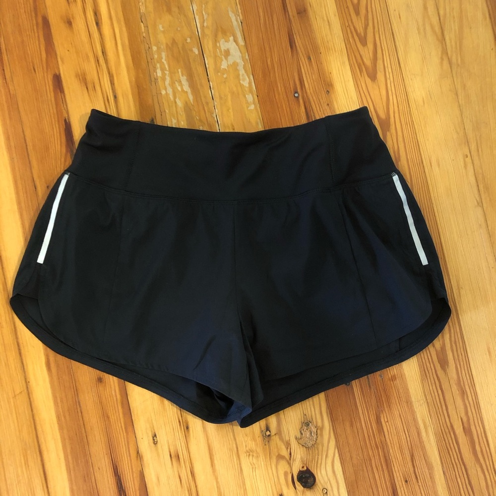 Athleta High-Waisted Running Shorts. Black size S